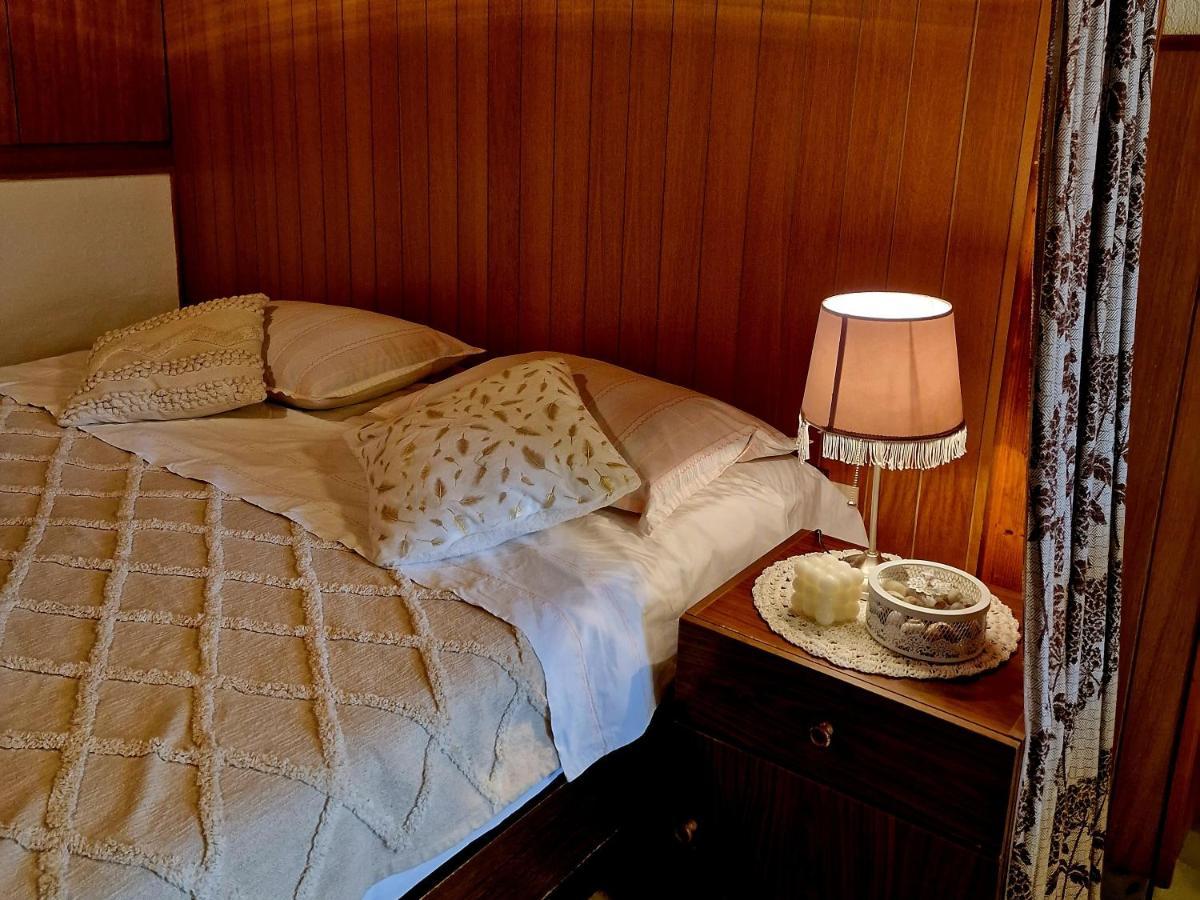 Mala Oaza Mira Apartment Повля Екстериор снимка